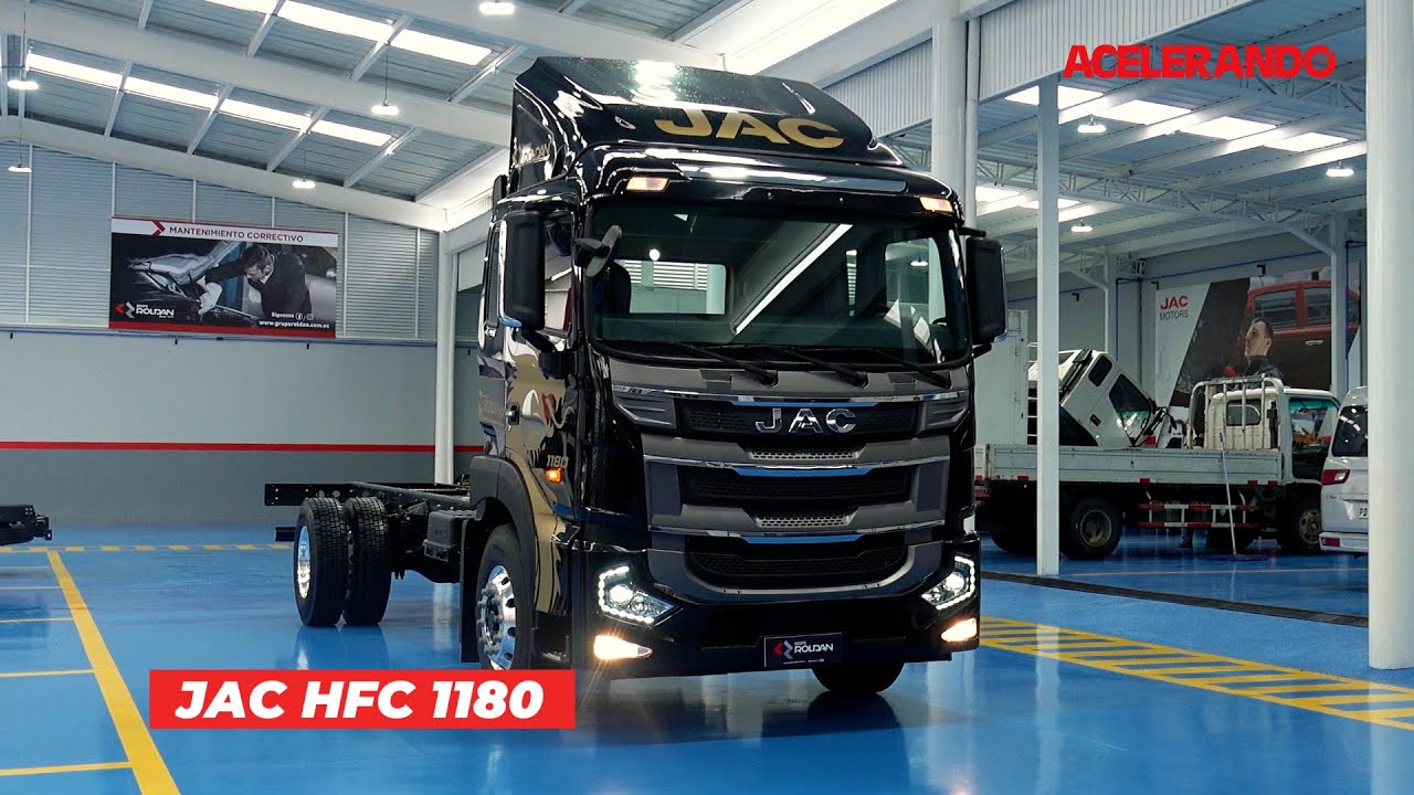 Camión mediano JAC HFC 1180 de 13 toneladas en Ecuador
